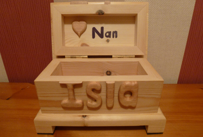 Isla's box
